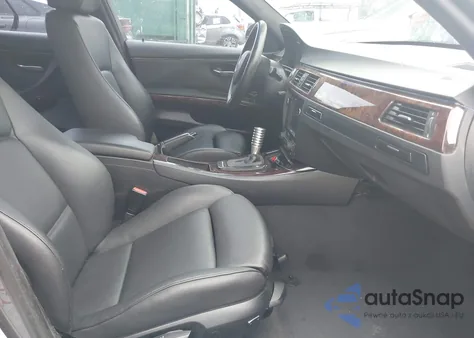 2006 BMW 325I z USA, uszkodzony, nr VIN WBAVB13516KR64646